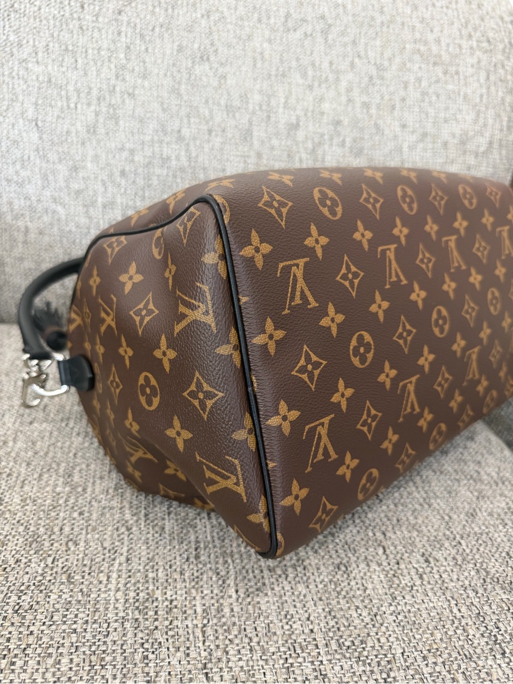 Louis Vuitton Speedy Soft 30 Dark Bag - Picture 4 of 13